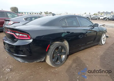 2017 Dodge Charger Sxt Rwd z USA, uszkodzony, nr VIN 2C3CDXHG8HH547878